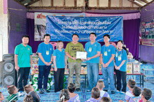 จิตอาสากรุงเทพประกันภัยร่วมใจพัฒนาโรงเรียนชุมชนบ้านท่าสองยาง ห้องเรียนสาขาบ้านทีชอแม จังหวัดตาก